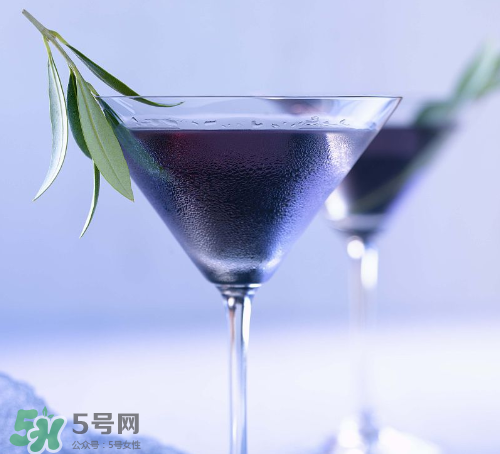 藍莓酒可以存放多久？藍莓酒保質(zhì)期多久？