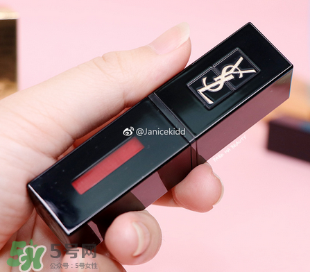 ysl黑管唇釉413是什么顏色？ysl圣羅蘭黑管唇釉413試色