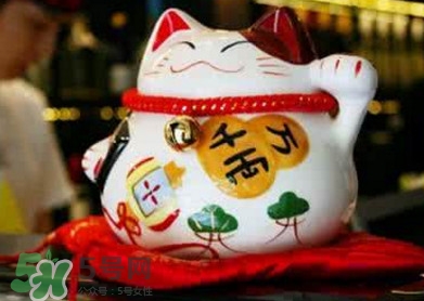 不同顏色的招財(cái)貓代表什么意思？招財(cái)貓的寓意是什么