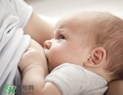 八月份可以斷奶嗎？8月份可以斷奶嗎？