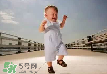 寶寶八字腳怎么矯正 寶寶八字腳可以矯正嗎？