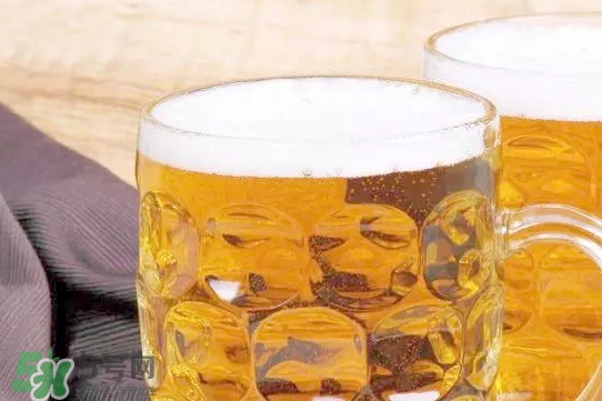 啤酒打開了隔夜還能喝嗎？喝隔夜的啤酒有什么危害？