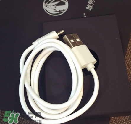 dayshow補水儀怎么充電？dayshow補水儀怎么加水