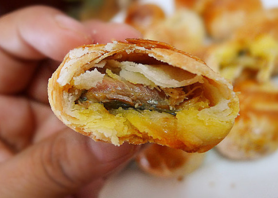 老婆餅怎么做好吃？最正宗的老婆餅是什么餡的