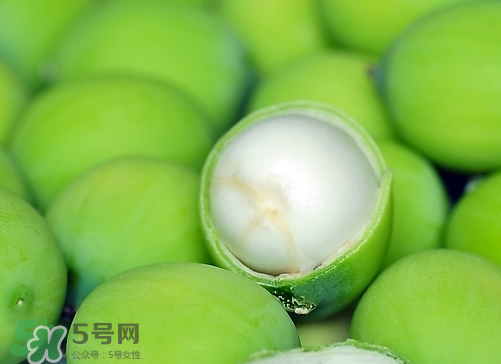 蓮蓬什么味道？蓮蓬好吃嗎？