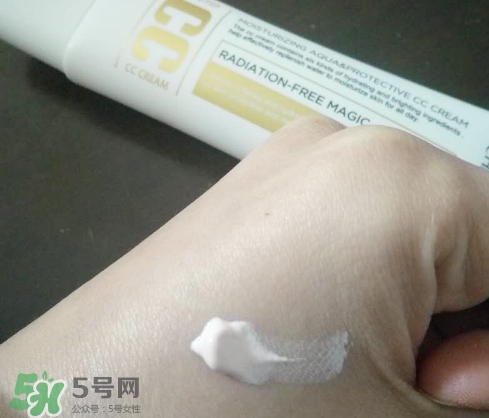 瓷肌cc霜怎么樣？瓷肌cc霜怎么用法