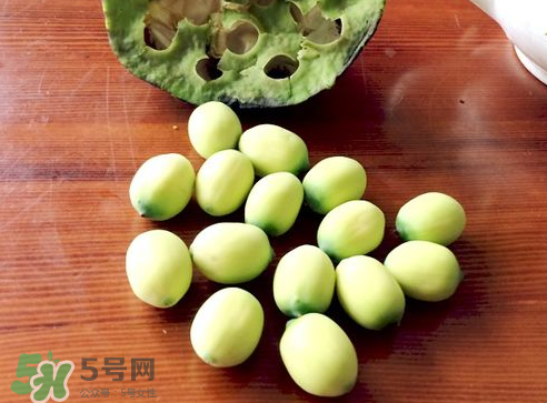 新鮮蓮蓬怎么吃？新鮮蓮蓬的吃法