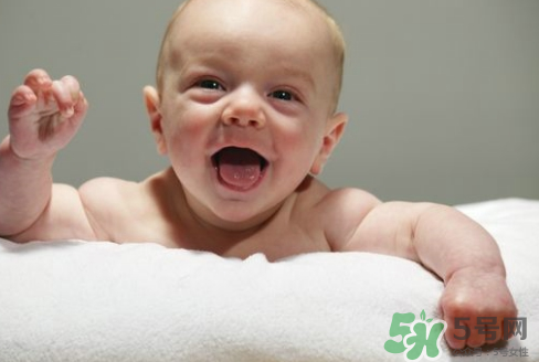 新生兒母乳喂養(yǎng)腹瀉需要換奶粉喂嗎？