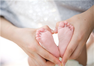 新生兒母乳喂養(yǎng)腹瀉需要換奶粉喂嗎？