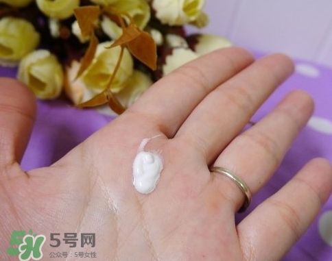 9wishes VB素顏霜怎么樣？9wishes VB爆水素顏霜怎么用