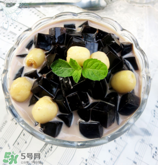 兒童能吃龜苓膏嗎？龜苓膏小孩能吃嗎？