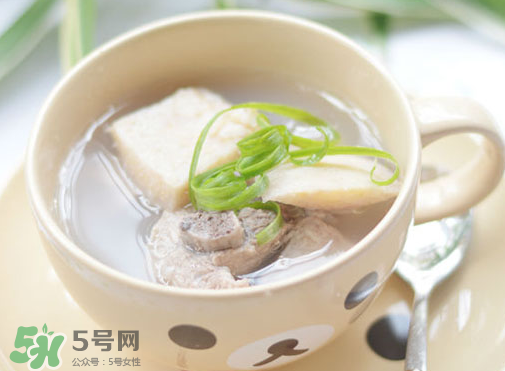 榴蓮殼燉排骨殼能吃嗎？榴蓮殼燉排骨什么味道？