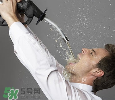 腎結(jié)石怎么治最好？腎結(jié)石的醫(yī)治方法