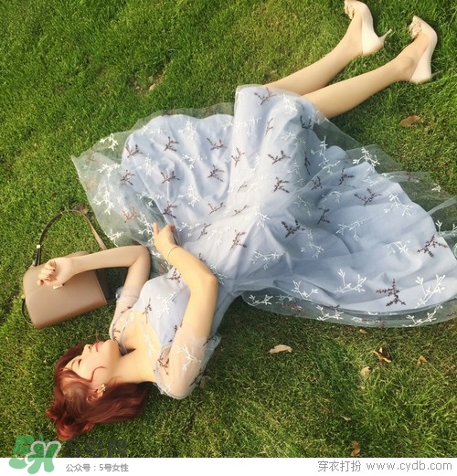 8月份去三亞穿什么？八月份去三亞穿什么衣服？