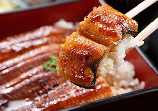 鰻魚飯日語怎么說？鰻魚飯是怎么做的