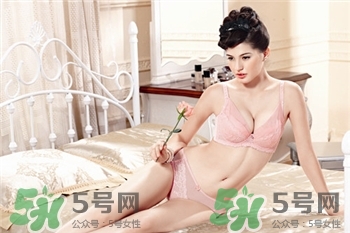 無(wú)鋼圈內(nèi)衣好還是鋼圈內(nèi)衣好?無(wú)鋼圈內(nèi)衣和有鋼圈內(nèi)衣的區(qū)別