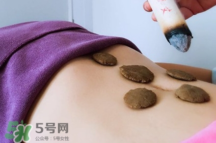 三伏灸一療程多少錢？三伏灸和三伏貼的區(qū)別
