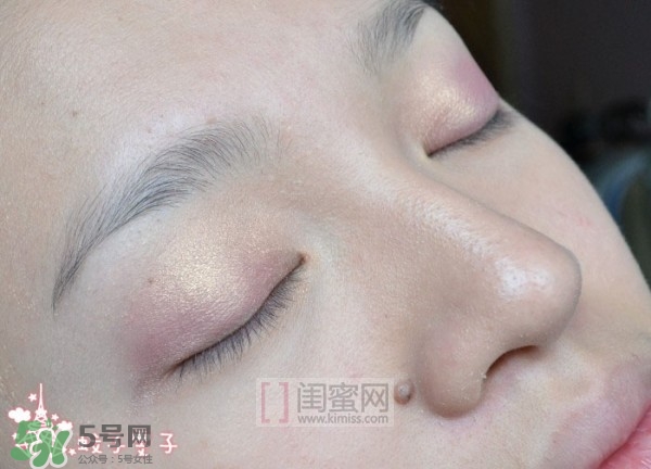 nars吉隆坡眼影怎么畫？nars吉隆坡雙色眼影畫法圖解