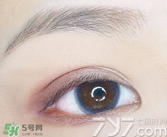 nars吉隆坡眼影怎么畫？nars吉隆坡雙色眼影畫法圖解