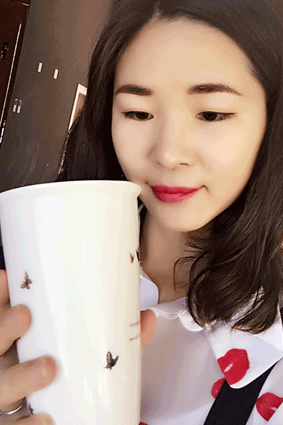 蘭蔻搖搖染唇液怎么樣？蘭蔻搖搖染唇液掉色嗎？