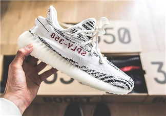 adidas yeezy 350 v2 boost zebra白斑馬市場(chǎng)價(jià)多少錢？