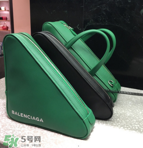 balenciaga三角包尺寸多大？巴黎世家三角形包包尺寸介紹