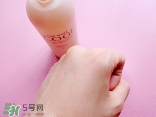 高姿大白水男士能用嗎？高姿大白水男生用合適嗎？