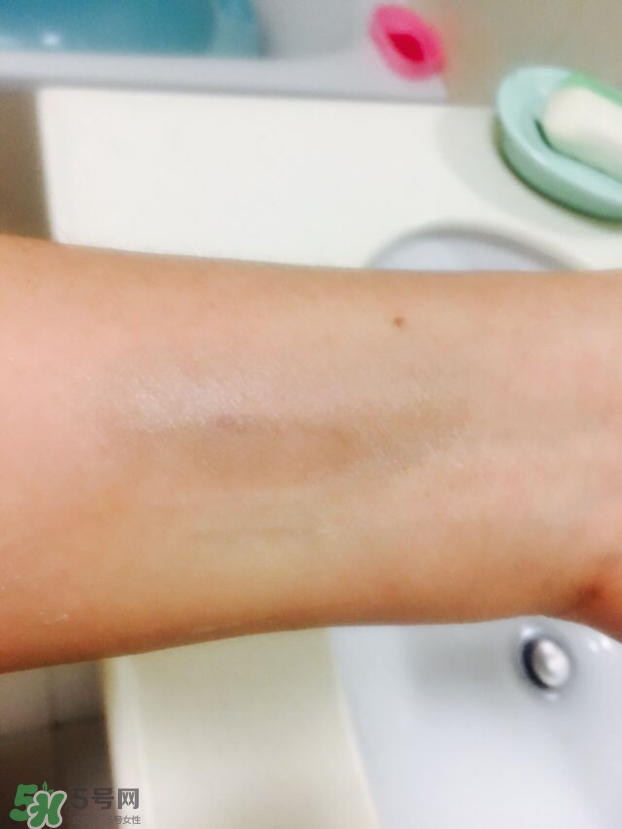 飄柔微米凈透系列綠色和紅色區(qū)別？飄柔微米凈透系列怎么用