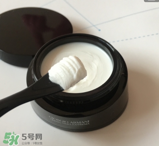 阿瑪尼黑鑰匙眼霜多少錢？阿瑪尼黑鑰匙眼霜專柜價(jià)格