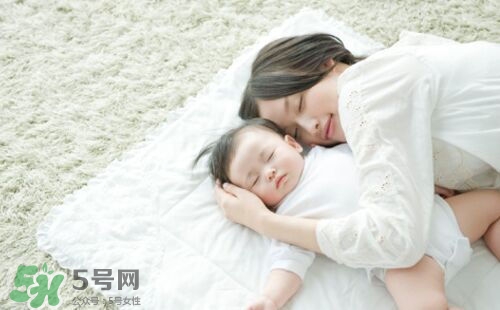 戒夜奶的最佳時間 幾個月戒夜奶最好？
