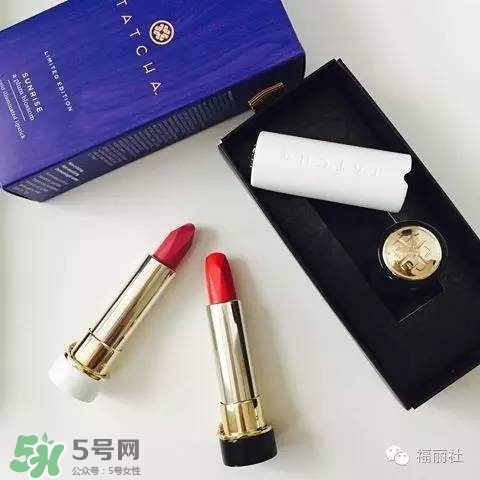 tatcha梅子粉好看嗎？tatcha白管口紅梅子粉試色
