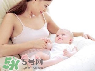 三伏天坐月子可以洗澡嗎？三伏天坐月子可以穿短袖嗎？