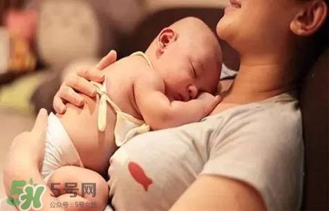 三伏天坐月子吃什么？三伏天坐月子可以開空調(diào)嗎？