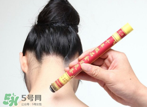 艾灸條和艾灸貼哪個(gè)好？艾灸好還是艾灸貼好？