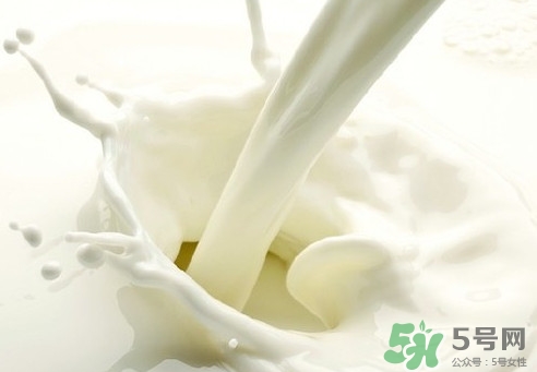純牛奶可以加熱嗎？純牛奶和有機純牛奶的區(qū)別是什么