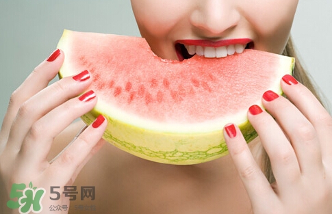 ?做三伏灸可以吃西瓜嗎？?做三伏灸要忌口嗎？