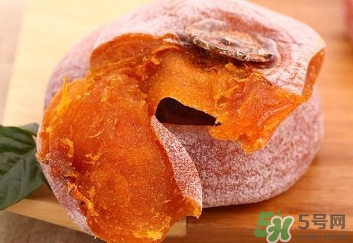 柿餅吃之前要洗嗎？柿餅上的白霜是什么糖？