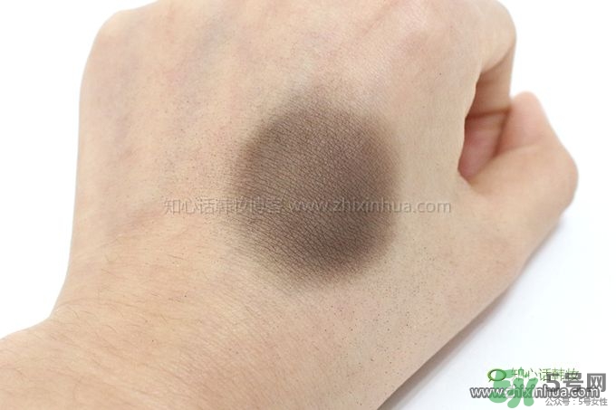 呂發(fā)際線粉怎么用？呂發(fā)際線粉氣墊陰影粉怎么卸