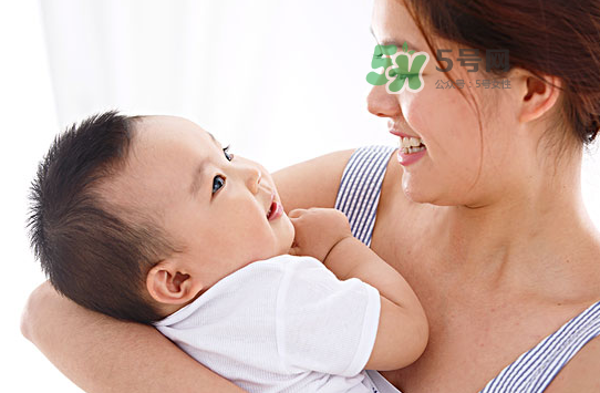 剖腹產(chǎn)后催乳按摩方法 剖腹產(chǎn)怎么催乳好？