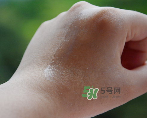 曼妮芬玫瑰身體乳怎么樣？曼妮芬玫瑰絲柔身體乳好用嗎？