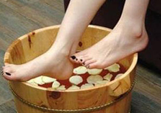 三伏天能用姜泡腳嗎？三伏天用姜泡腳好嗎？