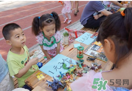 寶寶不去幼兒園怎么辦？寶寶不去幼兒園哭鬧怎么勸導？