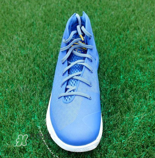 under armour curry 3zero上腳怎么樣？ua curry 3zero測(cè)評(píng)