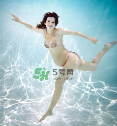 游泳池氯氣對(duì)孕婦有害嗎？游泳池氯氣對(duì)孕婦有影響嗎？