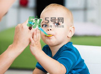 寶寶什么時(shí)候可以吃油？寶寶能吃油嗎？