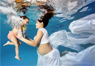 孕婦腳腫了是缺什么？孕婦腳腫了需要補(bǔ)充什么營(yíng)養(yǎng)嗎？