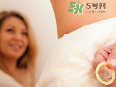 安全套放車?yán)镞€能用嗎？套套藏哪里比較安全？