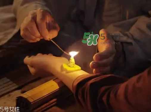 ?三伏天為什么要艾灸？?三伏天為什么要做灸？