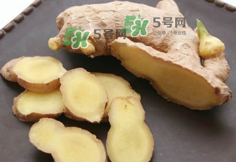 三伏天用什么泡腳最好？三伏天用什么泡腳去濕氣？