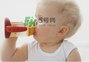 寶寶脫水怎么補水？寶寶脫水怎么辦？